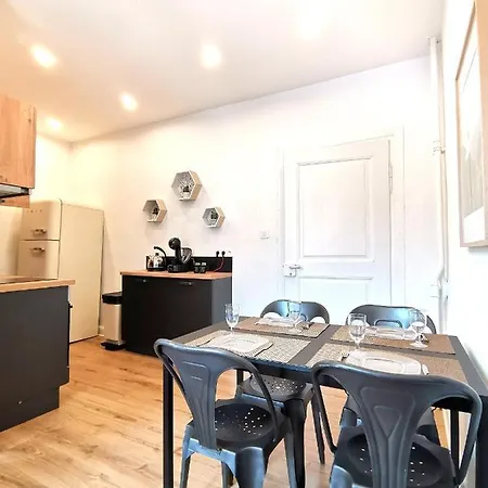 Apartment Appart Industriel A 5 Min A Pieds De La Gare